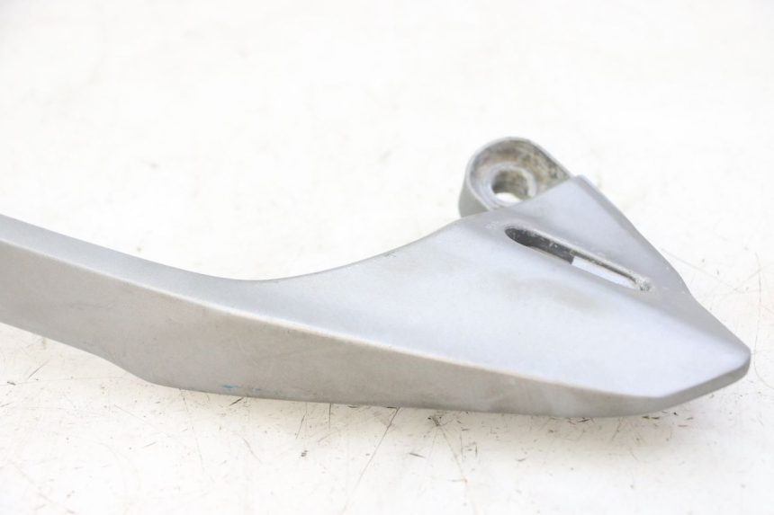 photo de HALTEGRIFF LINKS SYM JOYMAX 125 (2010 - 2017) - Details der Befestigungspunkte