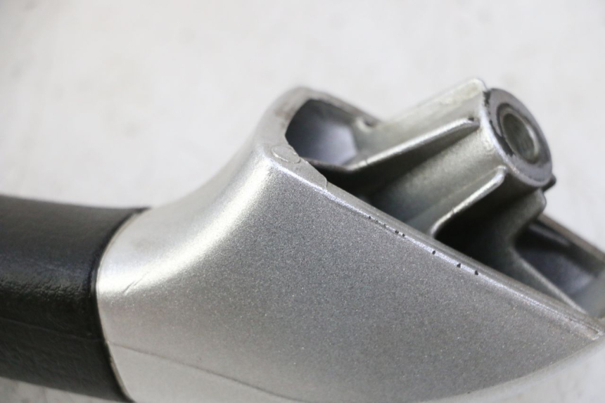 photo de HALTEGRIFF LINKS PIAGGIO MP3 RL 250 (2006 - 2010) - Zoom auf Gebrauchszustand