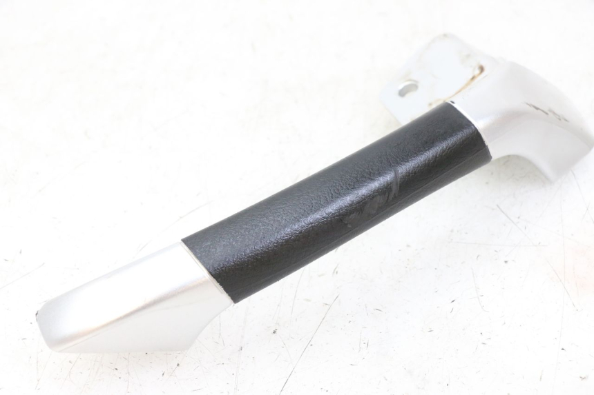 photo de HALTEGRIFF LINKS PIAGGIO MP3 LT 400 (2007 - 2012) - Technische Nahaufnahme