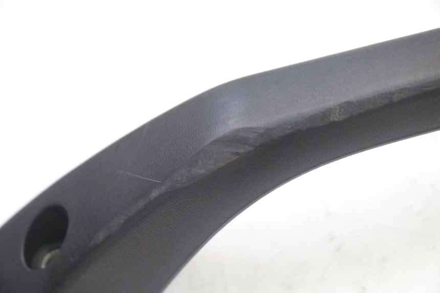 photo de HALTEGRIFF LINKS GILERA RUNNER SP 50 (2006 - 2008) - Detailansicht des Bauteils