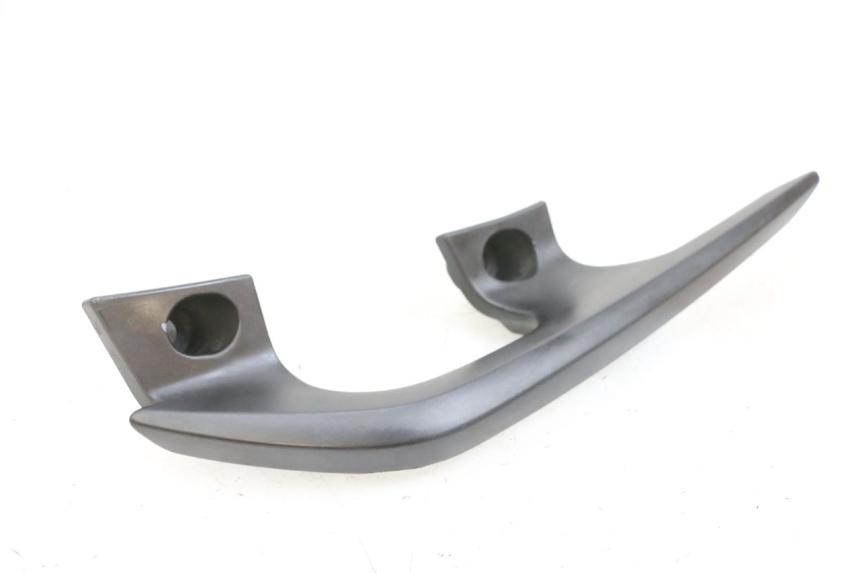 photo de LINKE HINTERE GRIFF YAMAHA X-MAX XMAX 125 (2010 - 2013) - Details der Befestigungspunkte