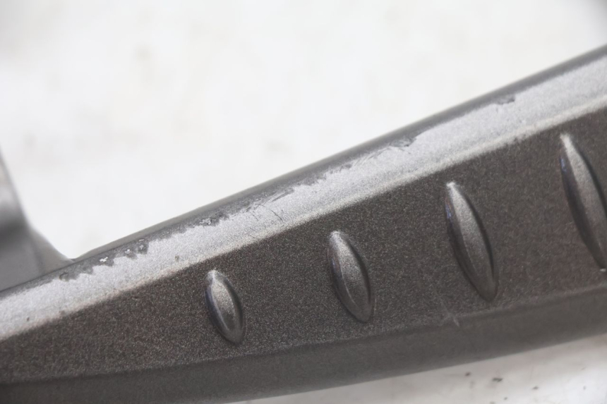 photo de HINTERRADGRIFF TNT MOTOR GRIDO 2T 50 (2010 - 2019) - Alternative Perspektive