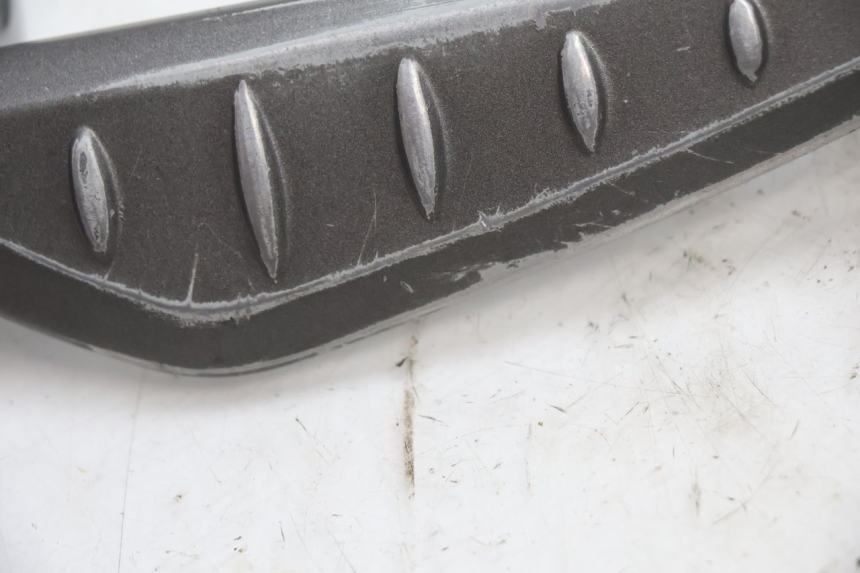 photo de HINTERRADGRIFF TNT MOTOR GRIDO 2T 50 (2010 - 2019) - Technische Nahaufnahme