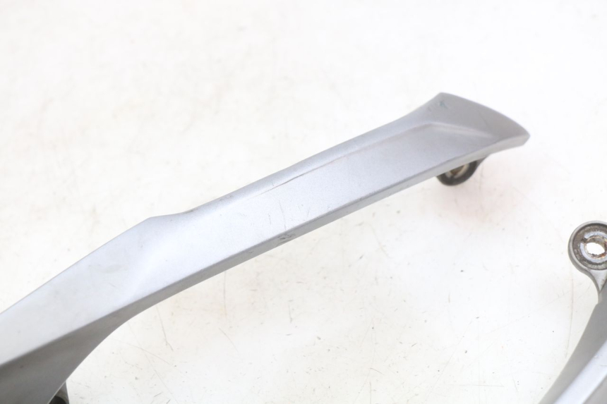 photo de HINTERRADGRIFF SYM GTS EFI 125 (2012 - 2016) - Detailansicht des Bauteils