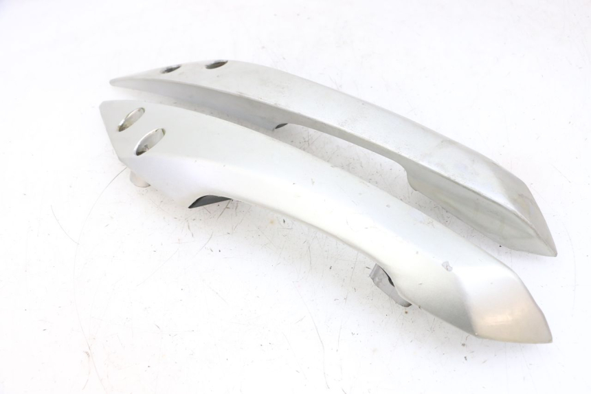 photo de HALTEGRIFF JM MOTORS GTS 125 (2015 - 2019) - Kennzeichnungen und Originalreferenzen