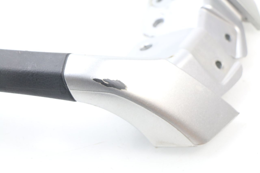 photo de HALTEGRIFF PIAGGIO MP3 LT 300 (2010 - 2016) - Technische Nahaufnahme