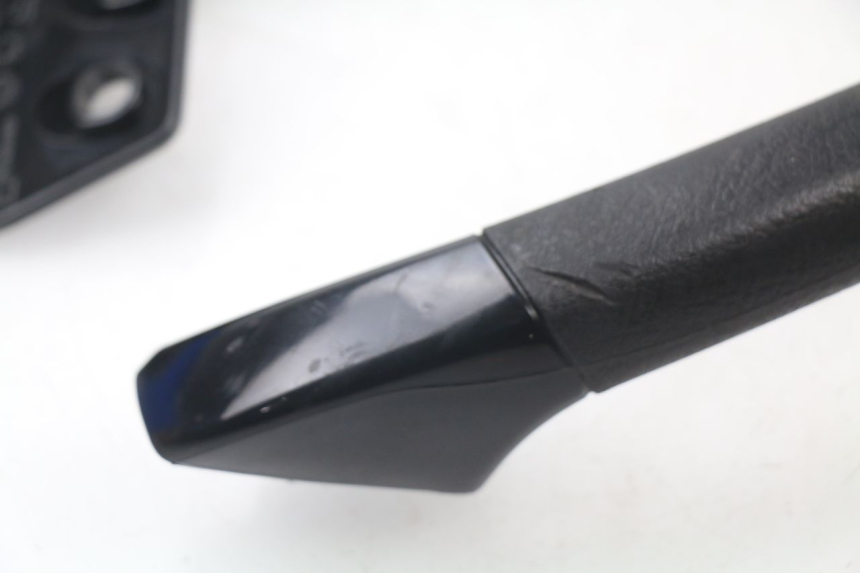 photo de HINTERRADGRIFF PIAGGIO MP3 LT 400 (2007 - 2012) - Alternative Perspektive