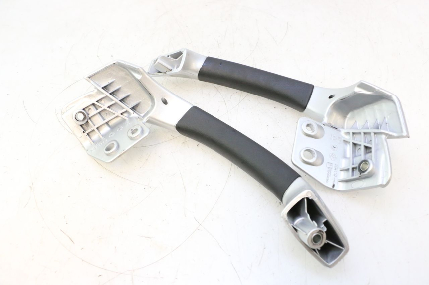 photo de HALTEGRIFF PIAGGIO MP3 LT 300 (2010 - 2016) - Detailansicht des Bauteils