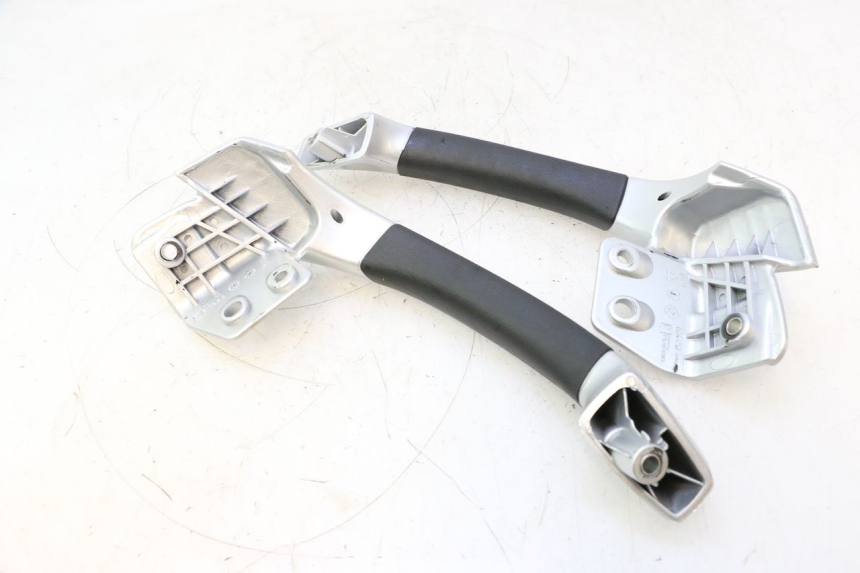 photo de HALTEGRIFF PIAGGIO MP3 LT 300 (2010 - 2016) - Technische Nahaufnahme