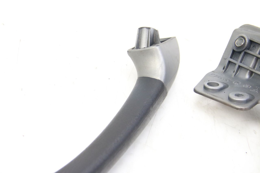 photo de HINTERRADGRIFF PIAGGIO MP3 125 (2006 - 2014) - Zoom auf Gebrauchszustand