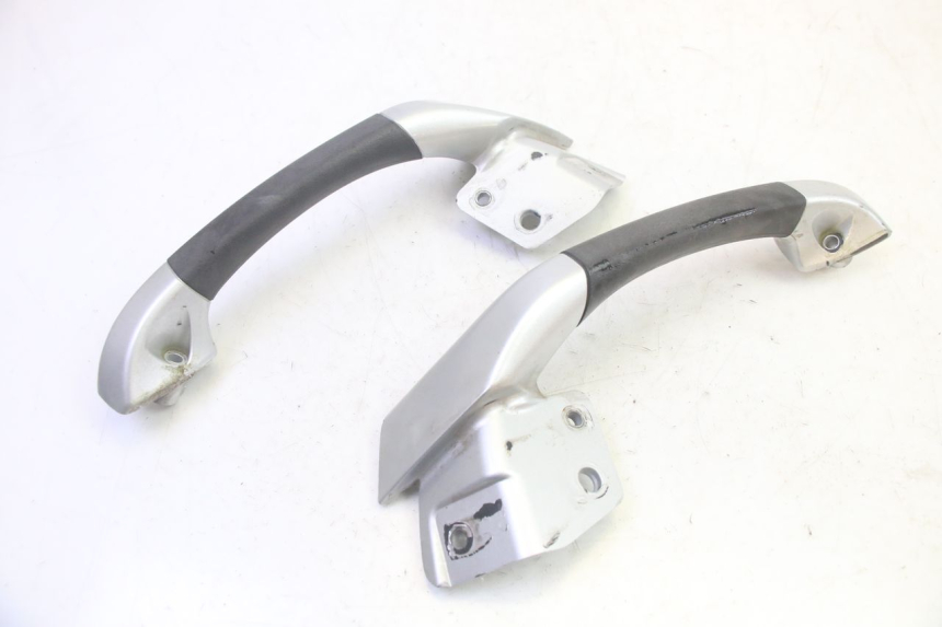 photo de HALTEGRIFF PIAGGIO MP3 RL 250 (2006 - 2010) - Zoom auf Gebrauchszustand