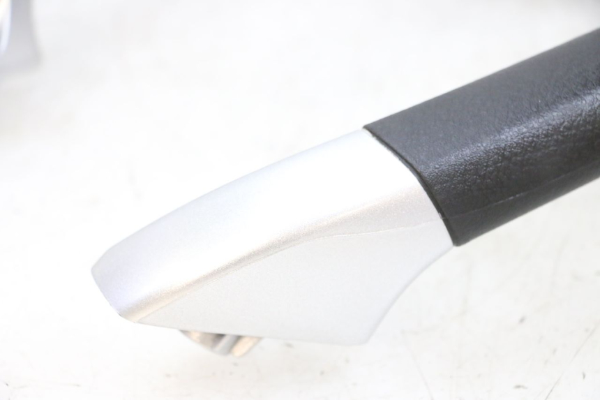 photo de HALTEGRIFF PIAGGIO MP3 RL 250 (2006 - 2010) - Ergänzendes Produktfoto