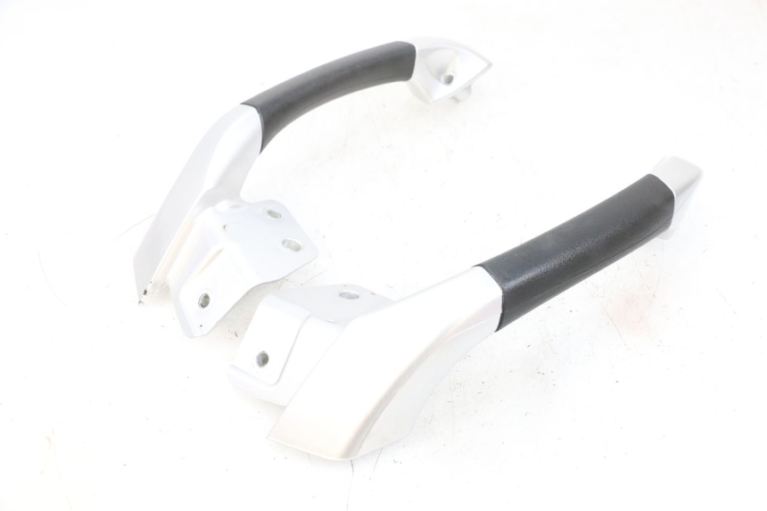 photo de HALTEGRIFF PIAGGIO MP3 RL 250 (2006 - 2010) - Geprüftes Gebrauchtteil