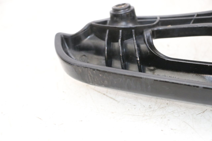 photo de HINTERRADGRIFF PIAGGIO NEW TYPHOON 50 (2018 - 2021) - Zoom auf Gebrauchszustand