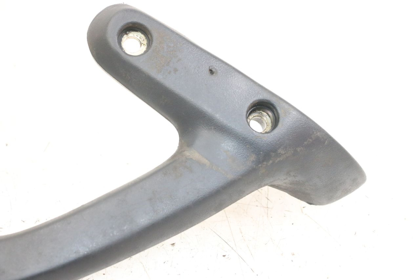 photo de HINTERRADGRIFF HONDA NTV DEAUVILLE 650 (1998 - 2001) - Details der Befestigungspunkte