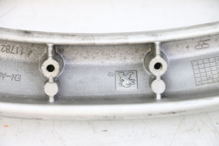 photo de HALTEGRIFF PEUGEOT CITYSTAR 125 (2011 - 2017) - Technische Nahaufnahme