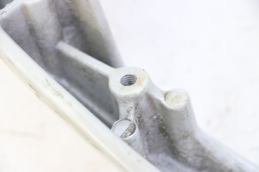 photo de HINTERRADGRIFF PEUGEOT ELYSTAR 50 (2002 - 2014) - Zoom auf Gebrauchszustand