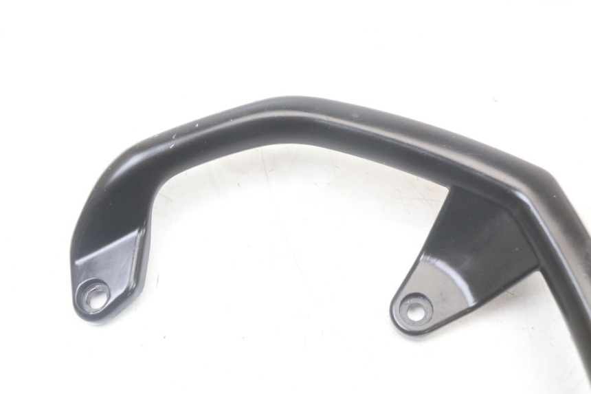 photo de HINTERRADGRIFF PEUGEOT KISBEE 2T 50 (2010 - 2017) - Details der Befestigungspunkte