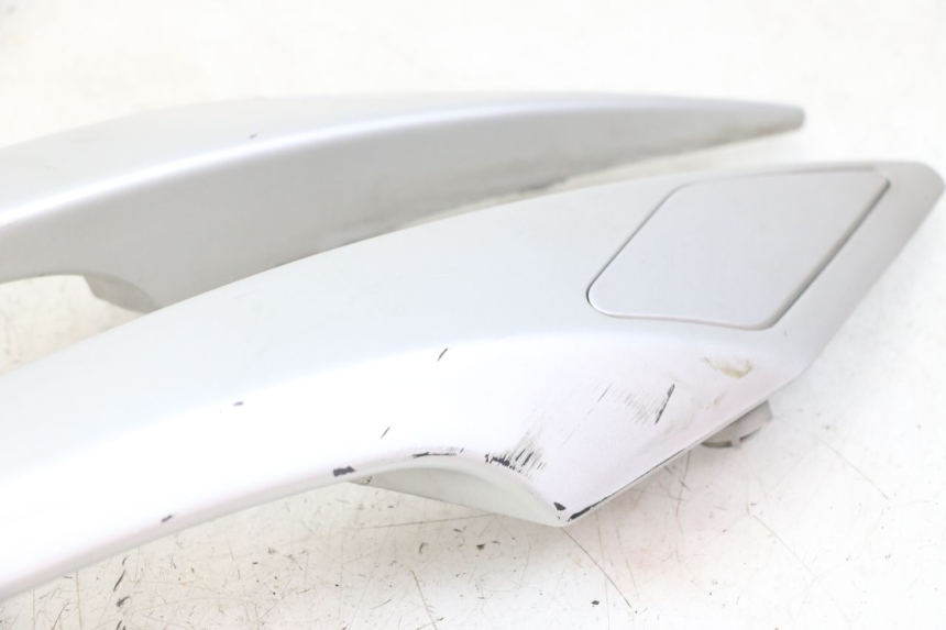 photo de HINTERRADGRIFF PEUGEOT SATELIS 125 (2010 - 2012) - Geprüftes Gebrauchtteil