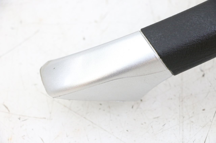 photo de HINTERRADGRIFF PIAGGIO MP3 LT 400 (2007 - 2012) - Weitere Ansicht des Artikels