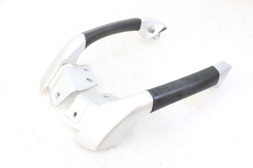 photo de HINTERRADGRIFF PIAGGIO MP3 LT 400 (2007 - 2012) - Gesamtansicht des Produkts