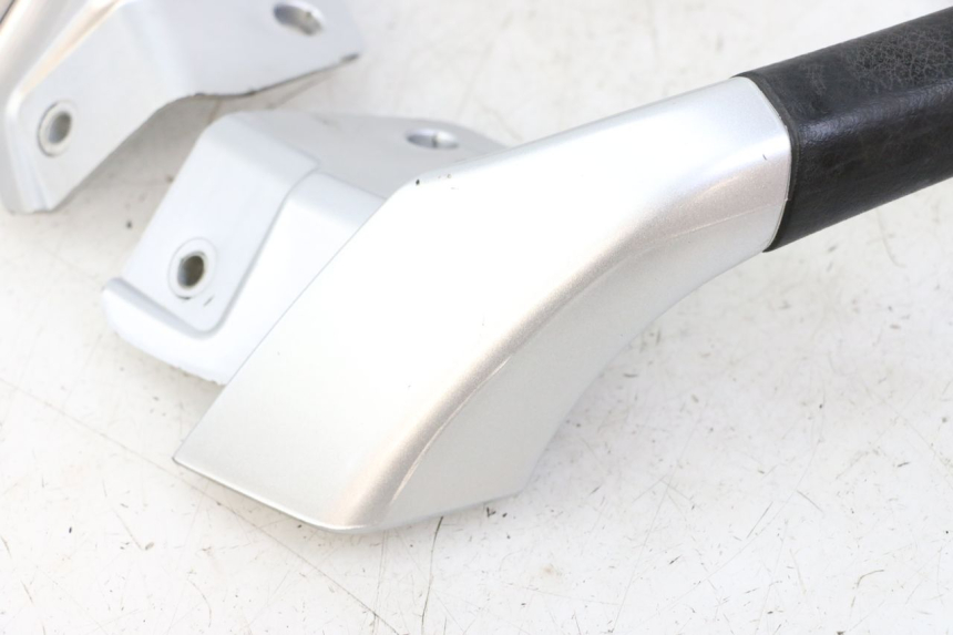 photo de HINTERRADGRIFF PIAGGIO MP3 LT 400 (2007 - 2012) - Geprüftes Gebrauchtteil