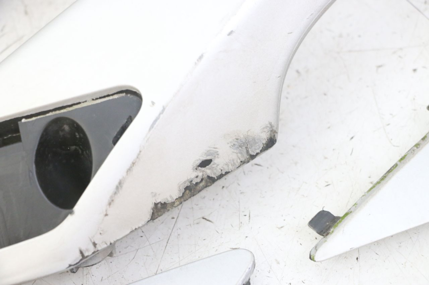 photo de HALTEGRIFF PEUGEOT SATELIS 125 (2013 - 2018) - Charakteristische Merkmale