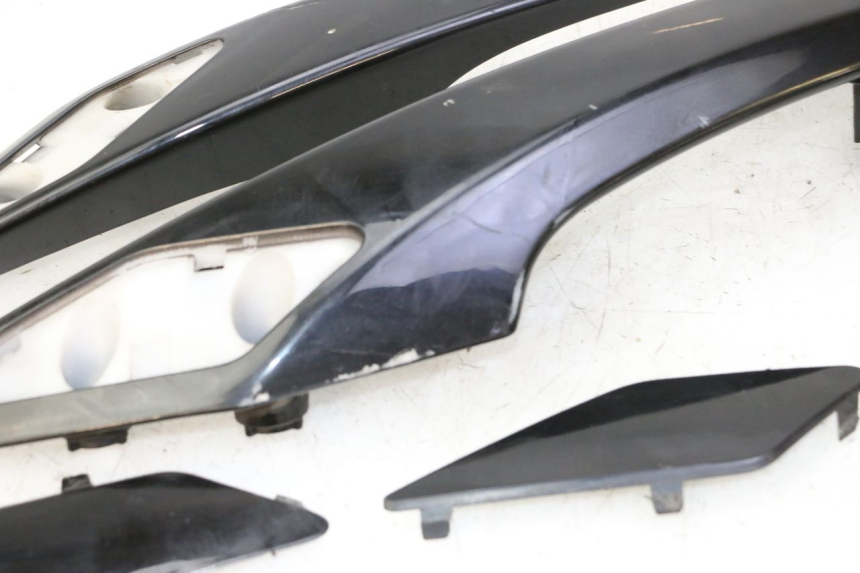 photo de HINTERRADGRIFF PEUGEOT SATELIS 125 (2010 - 2012) - Charakteristische Merkmale