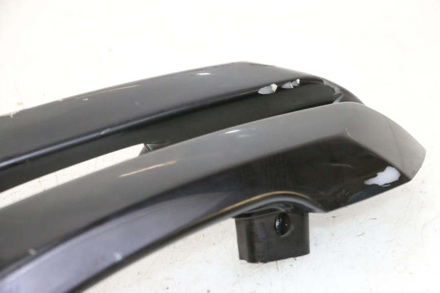 photo de HINTERRADGRIFF PEUGEOT SATELIS 125 (2010 - 2012) - Zoom auf Komponenten