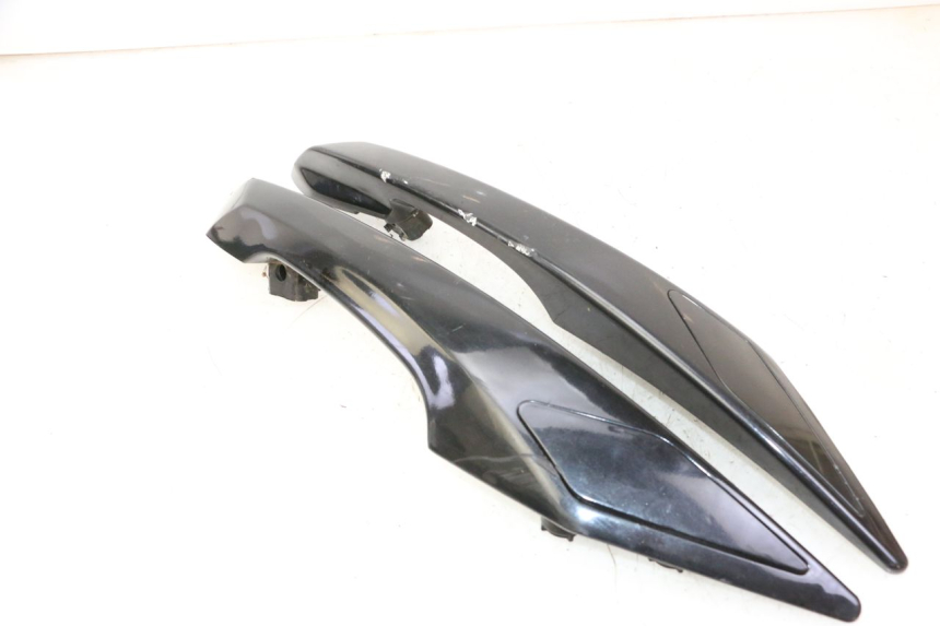 photo de HALTEGRIFF PEUGEOT SATELIS 125 (2013 - 2018) - Details der Befestigungspunkte