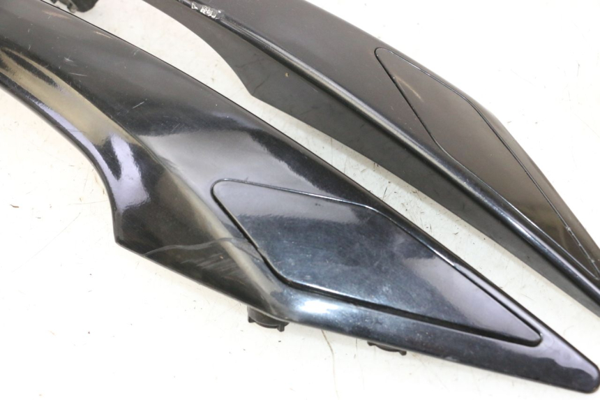 photo de HALTEGRIFF PEUGEOT SATELIS 125 (2013 - 2018) - Oberflächenzustand und Material