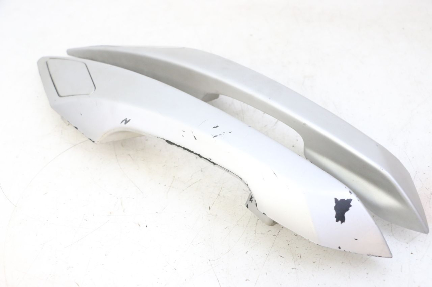 photo de HINTERRADGRIFF PEUGEOT SATELIS 125 (2006 - 2009) - Hauptansicht