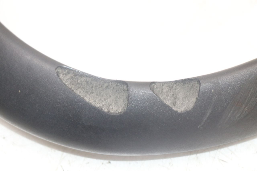 photo de HINTERRADGRIFF SUZUKI SV N 650 (1999 - 2002) - Zoom auf Gebrauchszustand