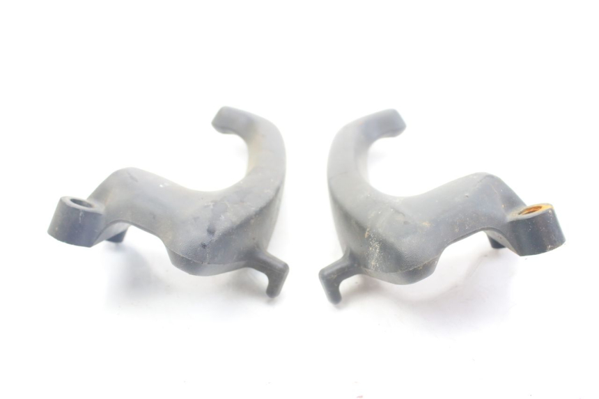 photo de HALTEGRIFF HONDA VFR VTEC RC46 800 (2002 - 2013) - Detailansicht des Bauteils