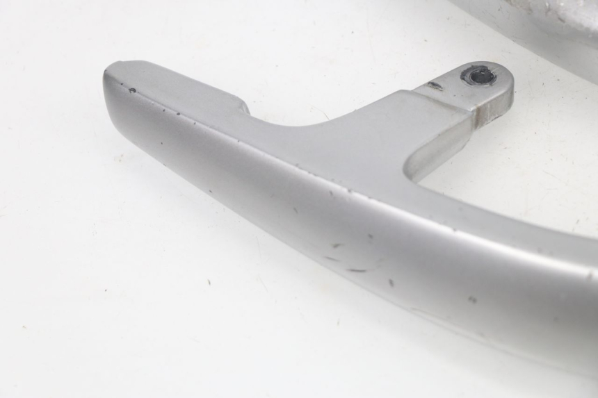 photo de HALTEGRIFF YAMAHA XMAX X-MAX 125 (2006 - 2009) - Details der Befestigungspunkte