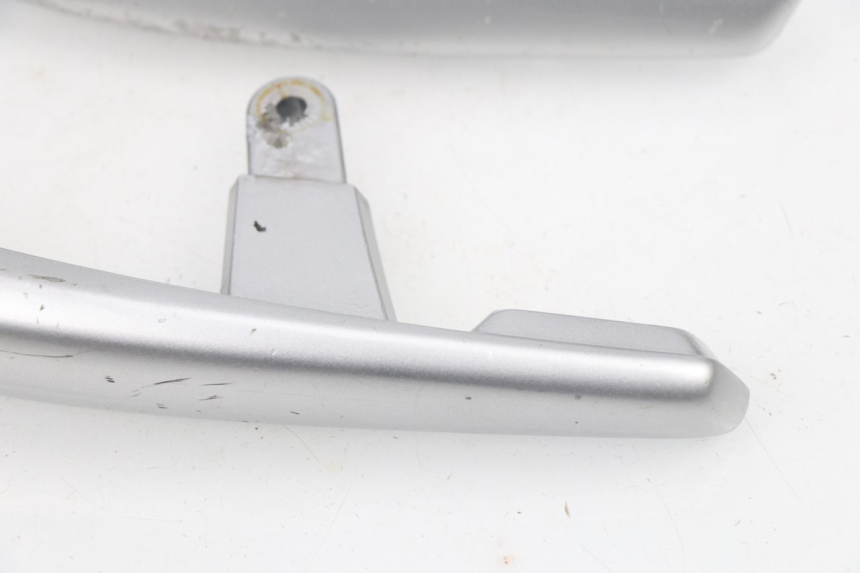 photo de HALTEGRIFF YAMAHA XMAX X-MAX 125 (2006 - 2009) - Kennzeichnungen und Originalreferenzen