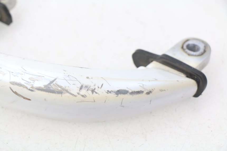 photo de HALTEGRIFF YAMAHA XMAX X-MAX 125 (2006 - 2009) - Oberflächenzustand und Material