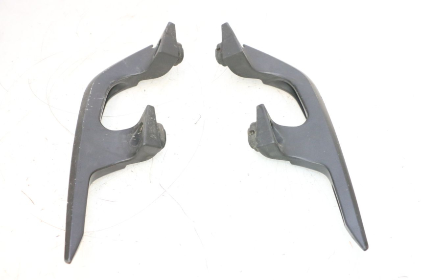 photo de HINTERRADGRIFF YAMAHA X-MAX XMAX 125 (2010 - 2013) - Oberflächenzustand und Material