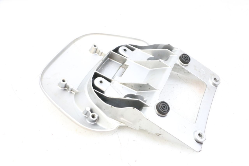 photo de HINTERRADGRIFF YAMAHA YP MAJESTY 125 (2002 - 2006) - Charakteristische Merkmale