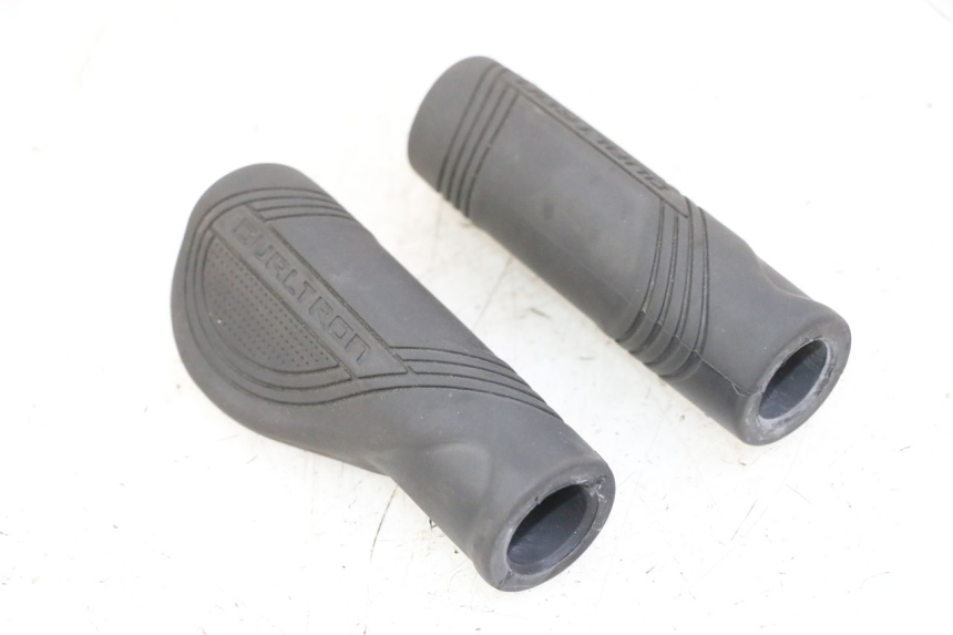 photo de HANDGRIFF DUALTRON AMINIA 1 - Alternative Perspektive