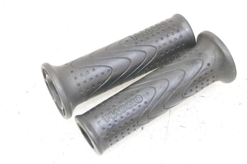 photo de HANDGRIFF PIAGGIO MP3 LT 300 (2010 - 2016) - Hauptansicht
