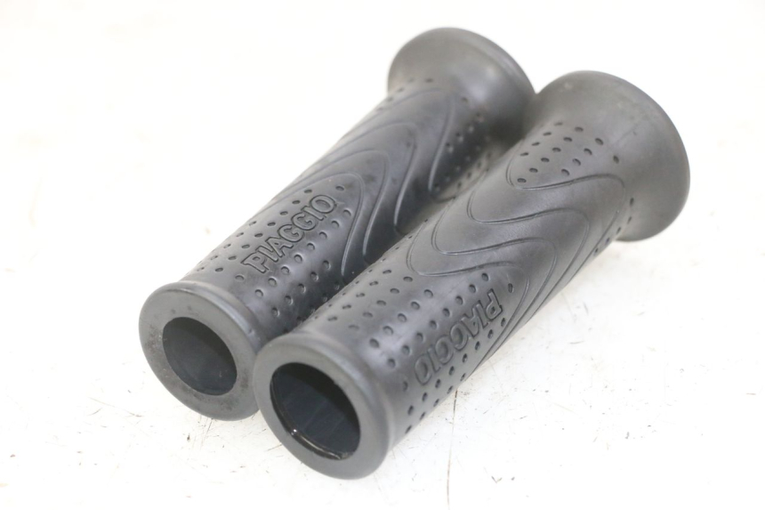 photo de HANDGRIFF PIAGGIO MP3 LT 300 (2010 - 2016) - Zoom auf Gebrauchszustand