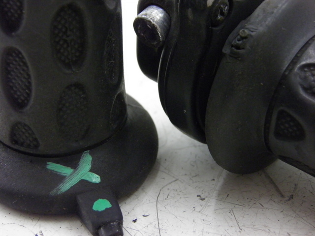 photo de HANDGRIFF PIAGGIO MP3 RL 125 (2006 - 2014) - Detailansicht des Bauteils