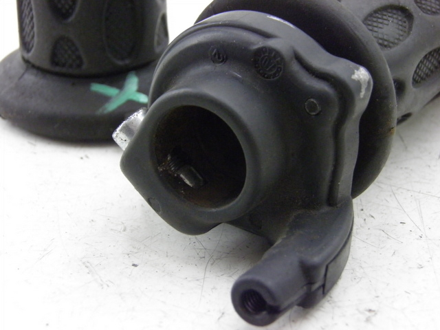 photo de HANDGRIFF PIAGGIO MP3 RL 125 (2006 - 2014) - Zoom auf Gebrauchszustand