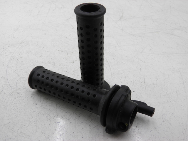 photo de HANDGRIFF PIAGGIO MP3 RL 125 (2006 - 2014) - Technische Nahaufnahme