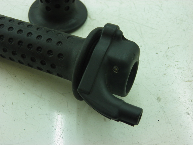 photo de HANDGRIFF PIAGGIO XEVO - X EVO 125 (2010 - 2015) - Zoom auf Gebrauchszustand