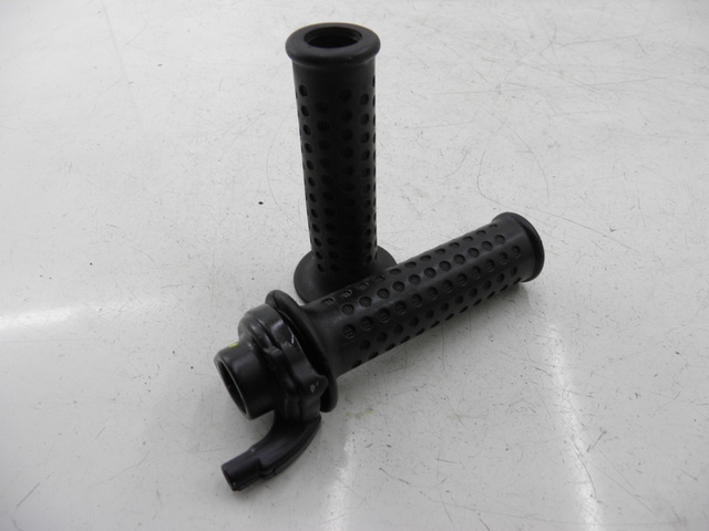 photo de HANDGRIFF PIAGGIO XEVO - X EVO 125 (2007 - 2017) - Hauptansicht