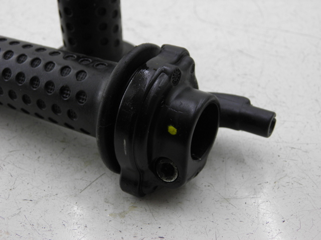 photo de HANDGRIFF PIAGGIO XEVO - X EVO 125 (2007 - 2017) - Detailansicht des Bauteils