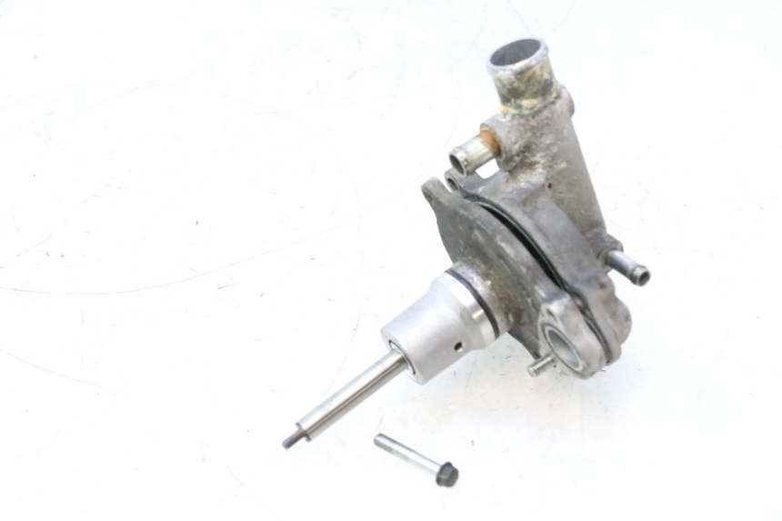 photo de WASSERPUMPE SUZUKI BURGMAN EXECUTIVE ABS 650 (2006 - 2012) - Technische Nahaufnahme