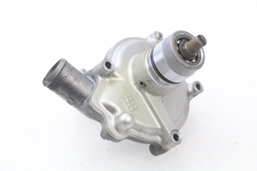 photo de WASSERPUMPE YAMAHA FJR ABS 1300 (2006 - 2012) - Detailansicht des Bauteils